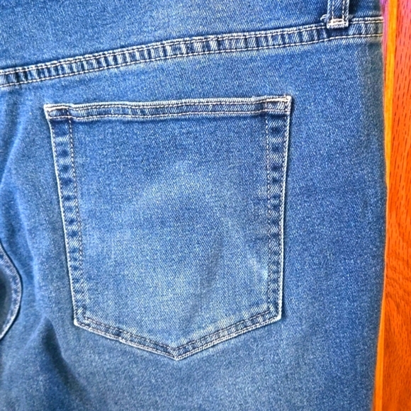 Fashion Nova Men Straight Leg Dark Wash Jeans Size 42 (30L) 5 Pocket - Picture 7 of 16